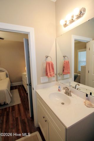 18 Queens Way, Bath, NC 27808