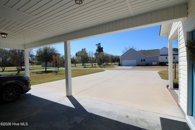 18 Queens Way, Bath, NC 27808