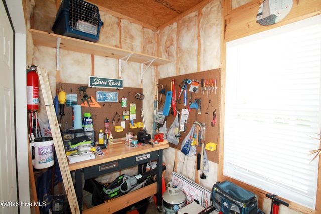 18 Queens Way, Bath, NC 27808