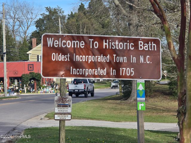 18 Queens Way, Bath, NC 27808