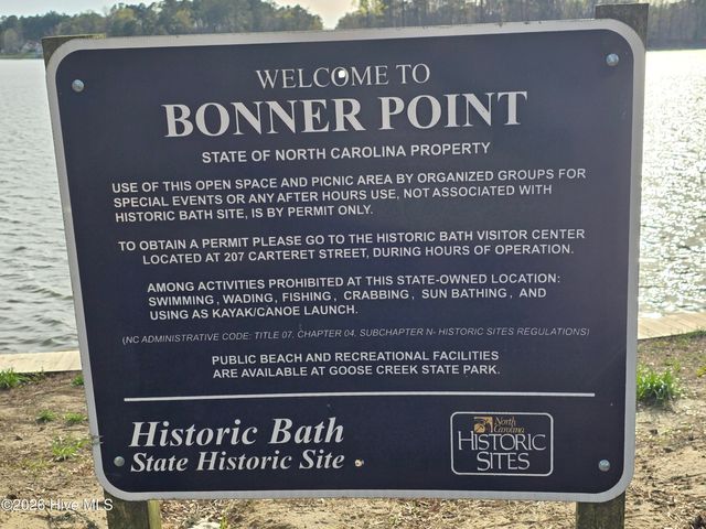 18 Queens Way, Bath, NC 27808