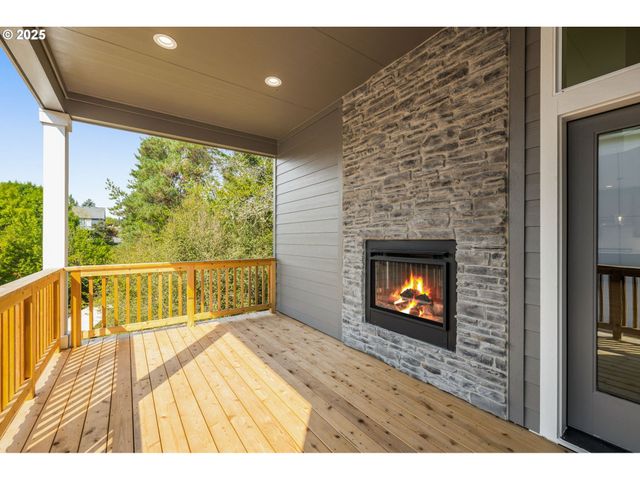 17669 Nw Layla Dr Lot 4, Portland, OR 97229