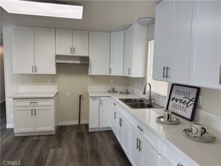 200 W san bernardino Avenue 76, Rialto, CA 92376