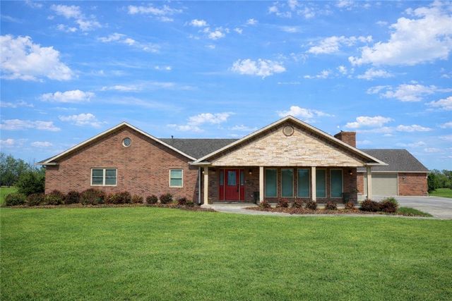 1325 Little Flock Drive, Rogers, AR 72756
