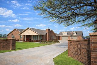 1325 Little Flock Drive, Rogers, AR 72756