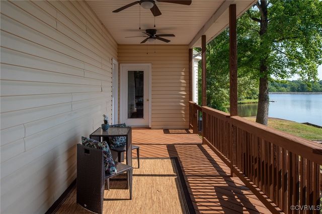 373 Land Or Dr, Ruther Glen, VA 22546