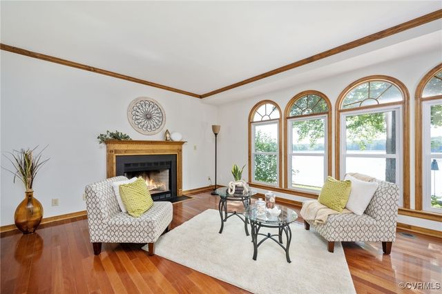 373 Land Or Dr, Ruther Glen, VA 22546