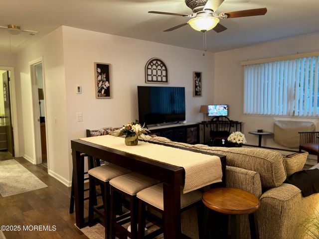 10 Constitution Boulevard B, Whiting, NJ 08759