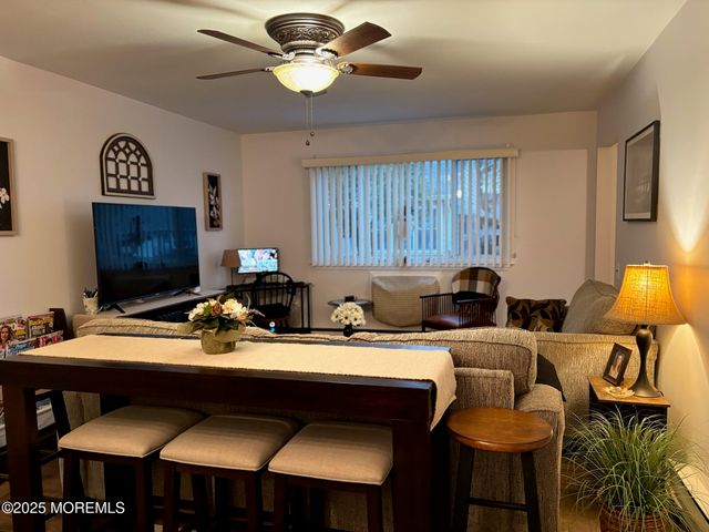 10 Constitution Boulevard B, Whiting, NJ 08759