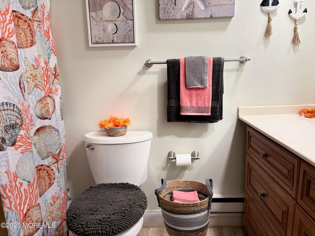 10 Constitution Boulevard B, Whiting, NJ 08759