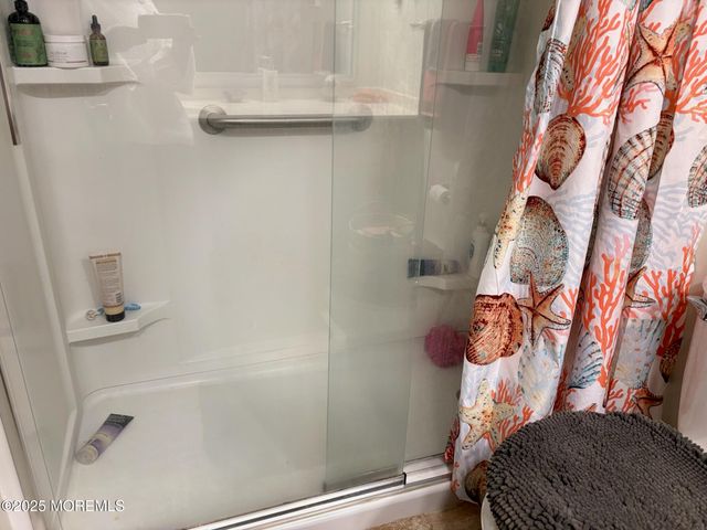 10 Constitution Boulevard B, Whiting, NJ 08759