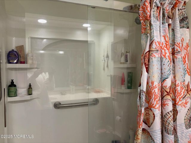 10 Constitution Boulevard B, Whiting, NJ 08759