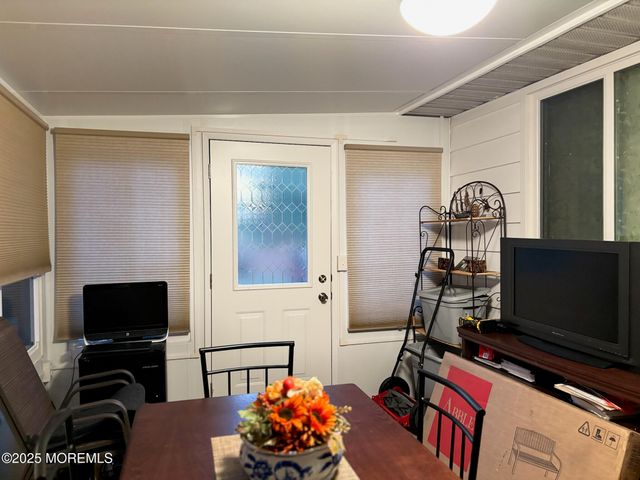 10 Constitution Boulevard B, Whiting, NJ 08759