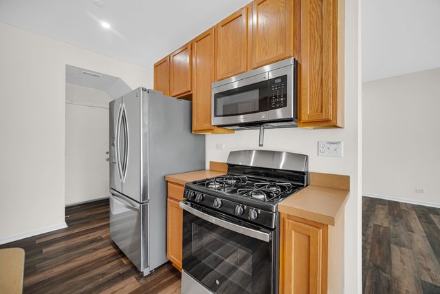 191 Willoughby Court A, Yorkville, IL 60560