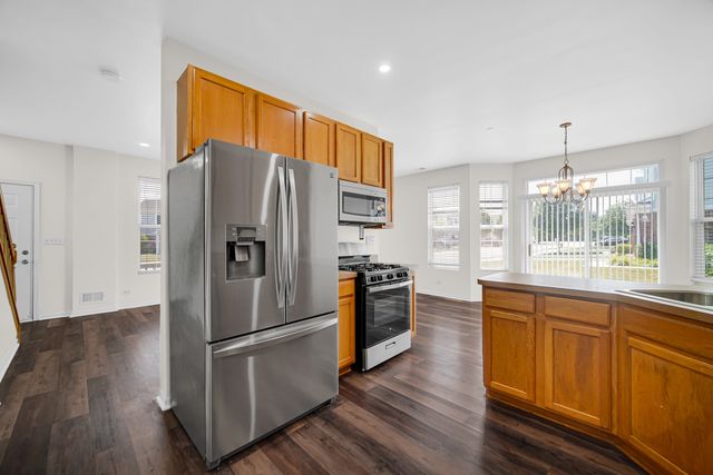 191 Willoughby Court A, Yorkville, IL 60560