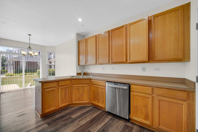 191 Willoughby Court A, Yorkville, IL 60560