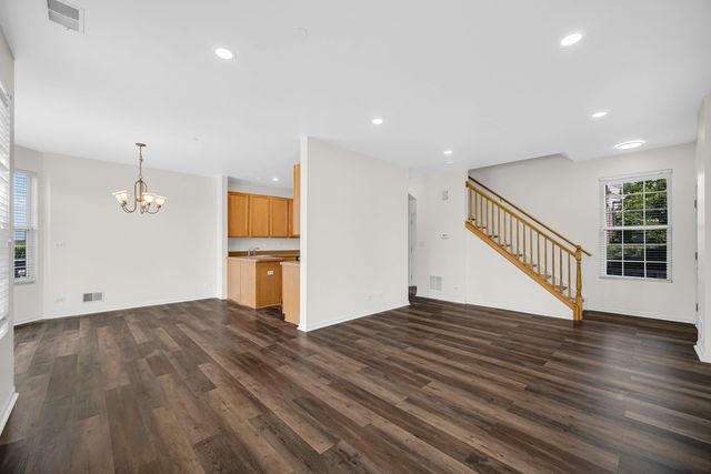 191 Willoughby Court A, Yorkville, IL 60560
