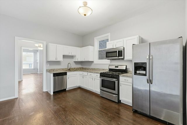 4140 N Western Avenue, Chicago, IL 60618