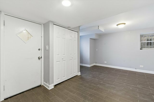 4140 N Western Avenue, Chicago, IL 60618