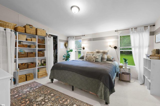 143 Perry Road, Woodruff, SC 29388