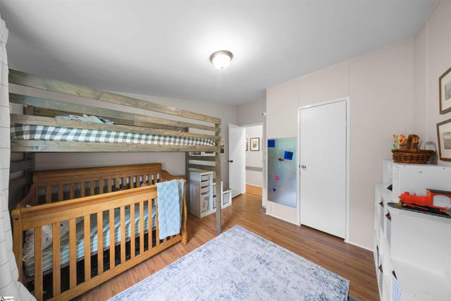 143 Perry Road, Woodruff, SC 29388