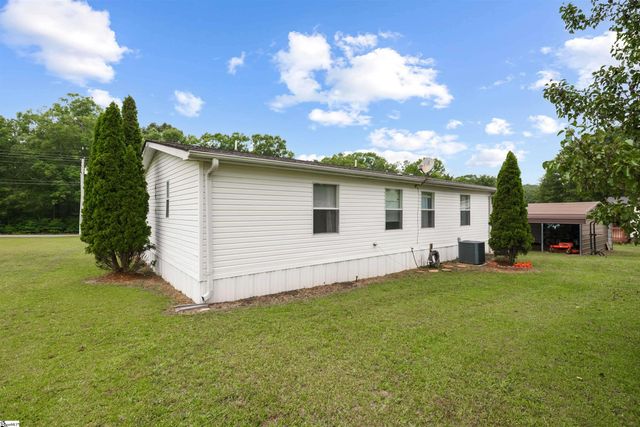 143 Perry Road, Woodruff, SC 29388