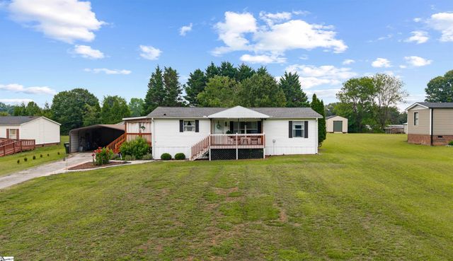143 Perry Road, Woodruff, SC 29388