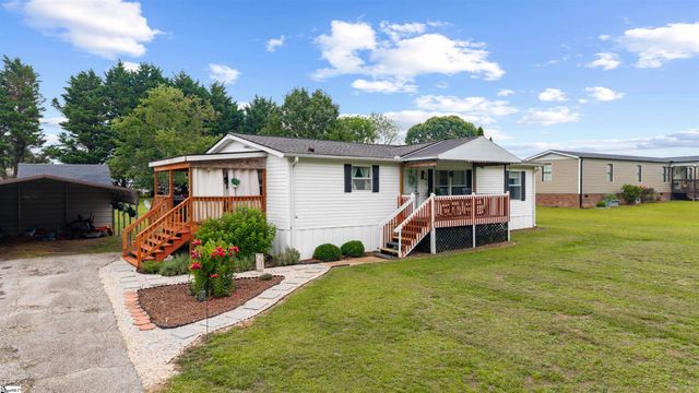 143 Perry Road, Woodruff, SC 29388