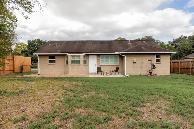 11411 Marrs Drive, Houston, TX 77065