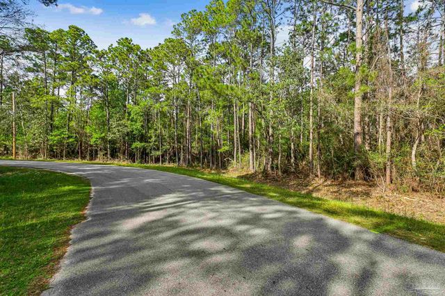 Pandora Dr, Milton, FL 32583