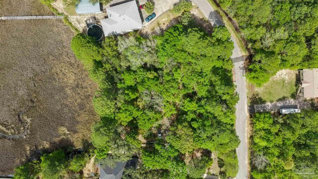 Pandora Dr, Milton, FL 32583