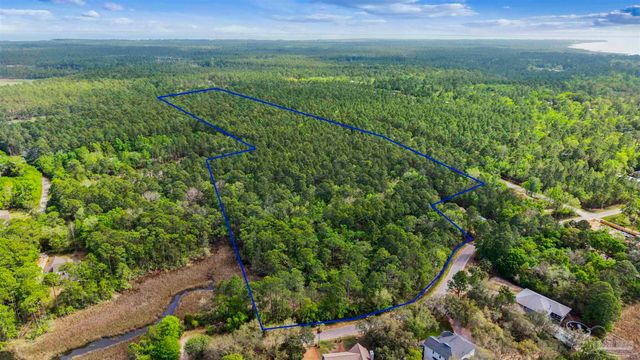 Pandora Dr, Milton, FL 32583