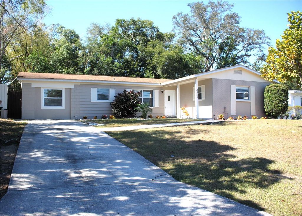 10910 N 61ST STREET, Temple Terrace, FL 33617