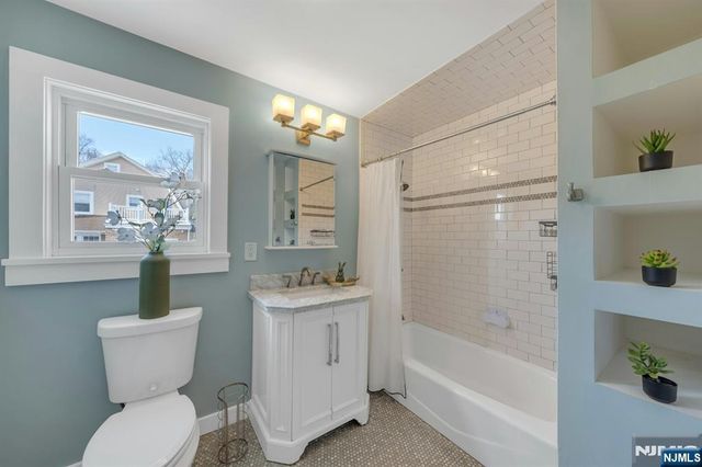 39 Vernon Terrace, Bloomfield, NJ 07003