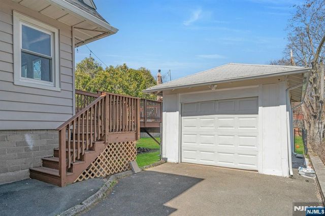 39 Vernon Terrace, Bloomfield, NJ 07003