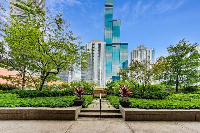 360 E Randolph Street 1401, Chicago, IL 60601