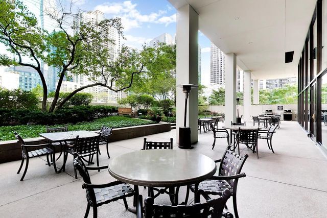 360 E Randolph Street 1401, Chicago, IL 60601
