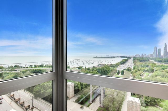 360 E Randolph Street 1401, Chicago, IL 60601