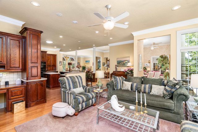 10 Guindola Lane, Hot Springs Village, AR 71909