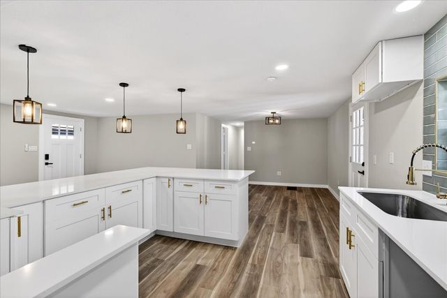 107 Lakewood Drive, Mabank, TX 75156