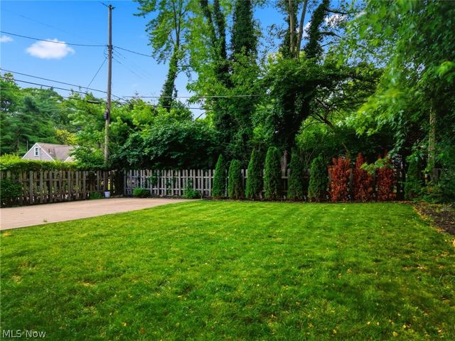 2131 Mount Vernon Boulevard NW, Canton, OH 44709