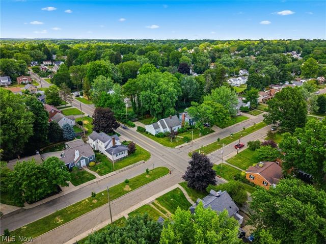 2131 Mount Vernon Boulevard NW, Canton, OH 44709