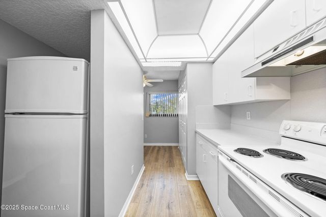 300 S Sykes Creek Parkway 204, Merritt Island, FL 32952