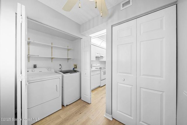 300 S Sykes Creek Parkway 204, Merritt Island, FL 32952