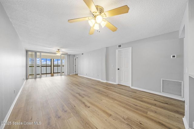 300 S Sykes Creek Parkway 204, Merritt Island, FL 32952