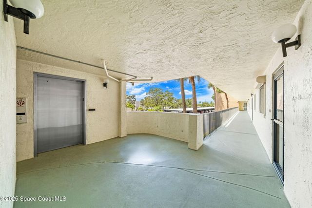 300 S Sykes Creek Parkway 204, Merritt Island, FL 32952