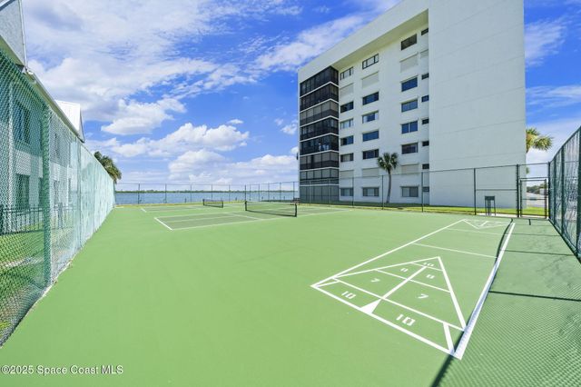 300 S Sykes Creek Parkway 204, Merritt Island, FL 32952