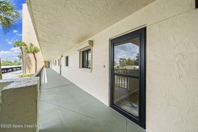 300 S Sykes Creek Parkway 204, Merritt Island, FL 32952