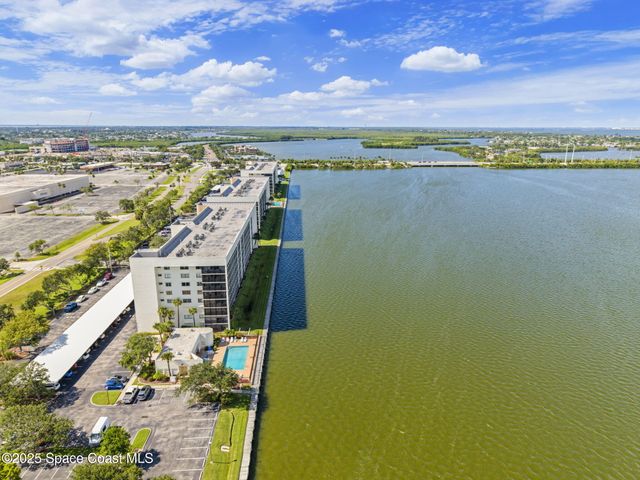 300 S Sykes Creek Parkway 204, Merritt Island, FL 32952