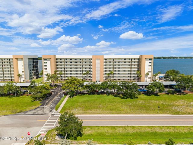 300 S Sykes Creek Parkway 204, Merritt Island, FL 32952